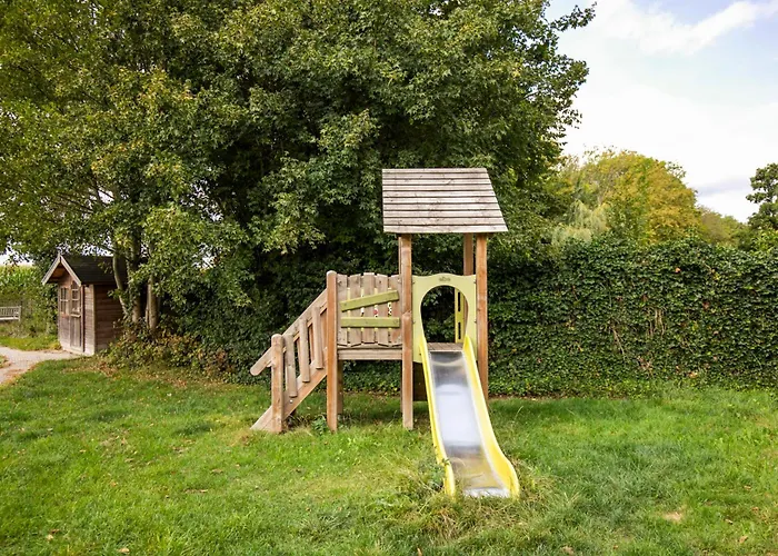 6 - Persoons Forest Pet & Family 197 *