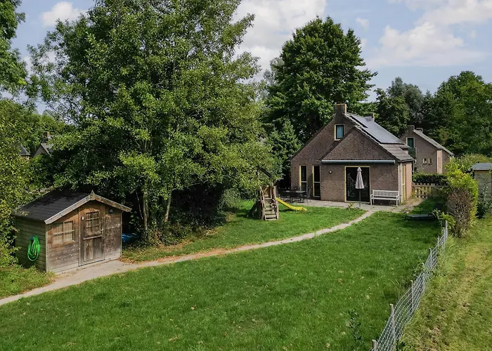 6 - Persoons Forest Pet & Family 197 Holiday home *