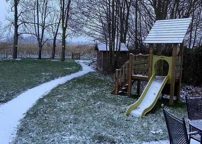 6 - Persoons Forest Pet & Family 197 *