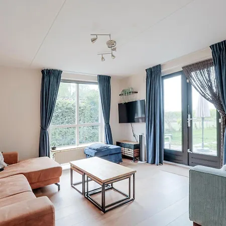 6 - Persoons Forest Pet & Family 197 Ewijk