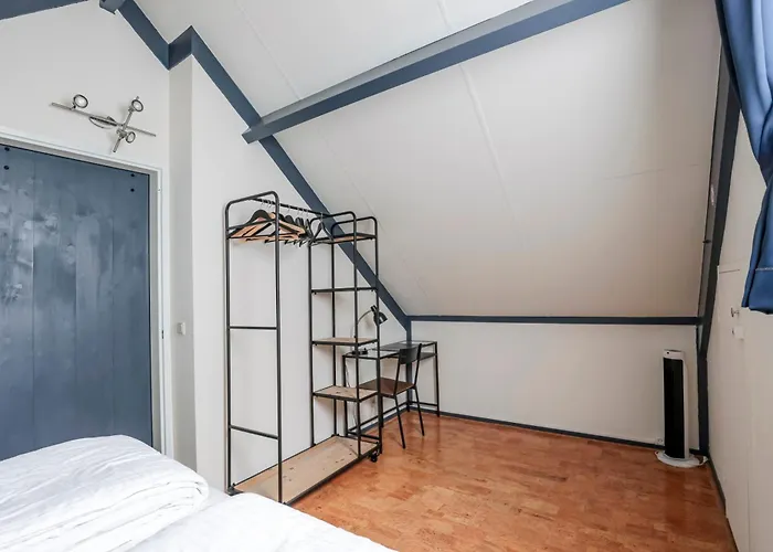 6 - Persoons Forest Pet & Family 197 * Ewijk